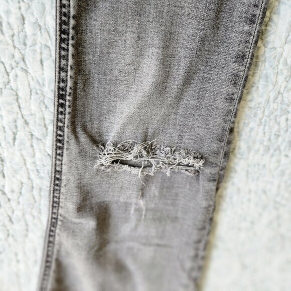 ZARA The High Waist Skinny Jean in Lead Grey, Size 6 - Picture 6 of 8